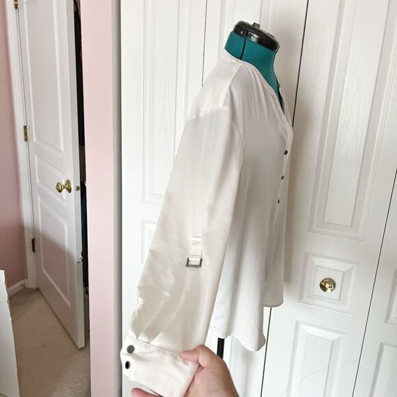 Adrianna Papell XL Cream Split V Neck Button Long Sleeve Unlined Career Blouse - Picture 5 of 15